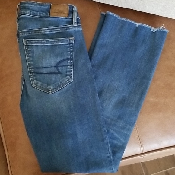 EUC- American Eagle Outfitters button fly jeans - Picture 2 of 7